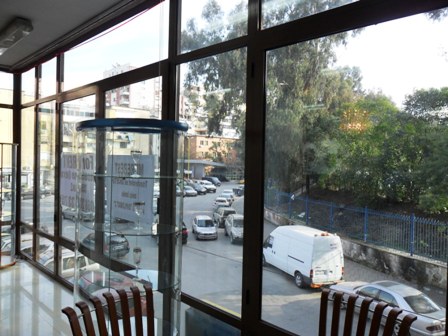 Large store space for rent in Emin Duraku Street, close to 'Selman Stermasi' Stadium, (TRR-101-72)