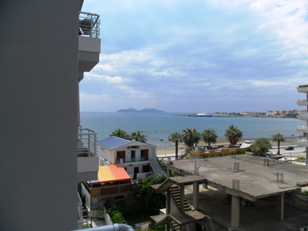 1+1 Apartment for sale in 'Cold Water' area in Vlora, (VLS-212-1)