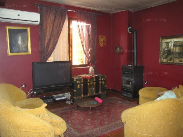 Three bedroom apartment for sale close to Partizani School in Tirana , (TRS-412-18)