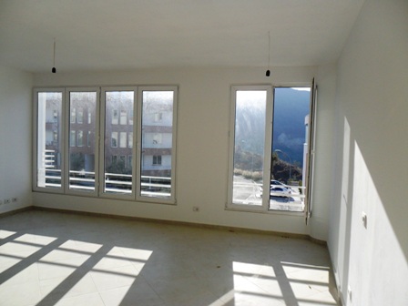 Three bedroom apartment for rent in Kodra e Diellit residence in Tirana, (TRR-412-24)
