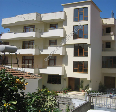 4-Storey villa for rent in Fier city, (FRS-612-1)