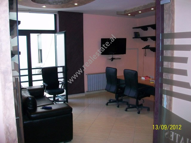Office space for rent in Barrikada Street in Tirana, (TRR-912-7)