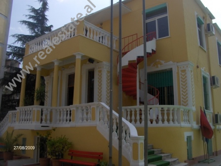 Three Storey villa for rent in the center of Tirana, (TRR-1212-16)