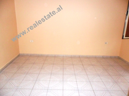 Apartment for business for rent in Myslym Shyri Street in Tirana, Albania (TRR-413-10)