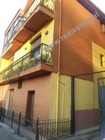 Three storey villa for rent in Kajo Karafili Street in Tirana (TRR-1213-48b)