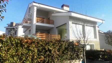 Residential villa for rent in Tirana, Albania (TRR-114-21)