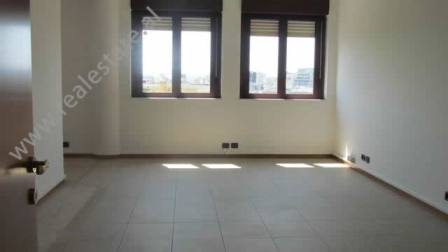 Office space for rent in Abdi Toptani Street in Tirana, Albania (TRR-614-29j)