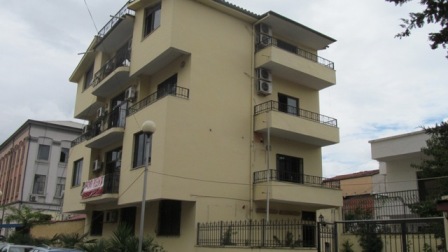 Villa for rent for offices in Skenderbeg Street in Tirana, Albania (TRR-914-8j)