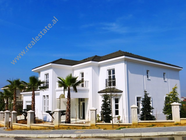 Luxury villa for rent in Lunder Village, Tirana , Albania (TRR-1014-38a)