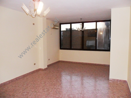Three bedroom apartment for office for rent close to Blloku area in Tirana , Albania (TRR-1014-67b)