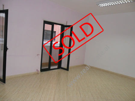 Two bedroom apartment for sale close to the center of  Tirana , Albania (TRS-1214-53b)