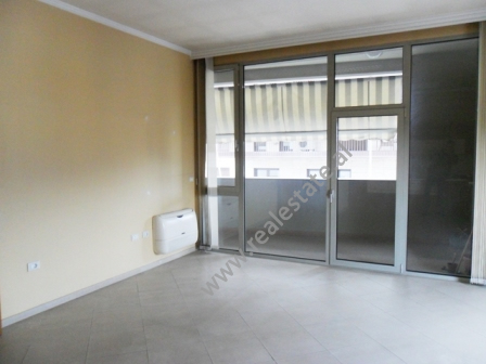 Office for rent in Tirana, close to the entrance of the Big Park, Albania (TRR-415-19b)