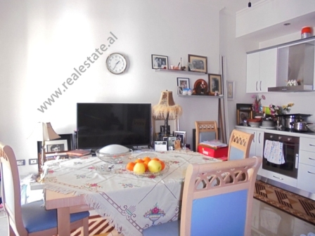 One bedroom apartment for rent in Tirana, in Qemal Stafa street, Albania (TRR-415-32m)