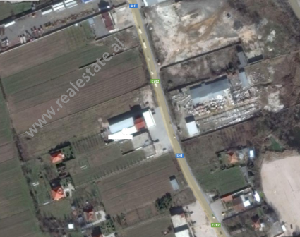 Toke per shitje prane fshatit Qereke ne zonen e Fush-Krujes ne Tirane (TRS-715-16b)