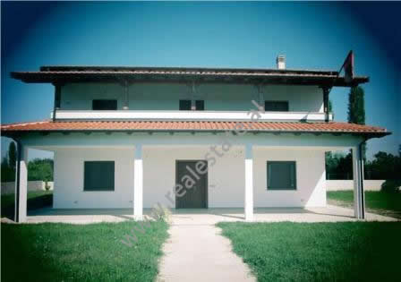 2-storey villa for sale in the suburb of Lezha, Albania (LES-815-1m)