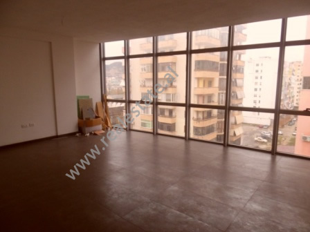 Office space for rent in Sali Butka Street in Tirana, Albania (TRR-1215-2K)