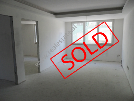 Three bedroom apartment for sale near Willson square in Tirana, Albania  (TRS-315-40b)