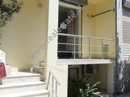 Store for rent in Barrikadave Street in Tirana, Albania (TRR-716-21b)