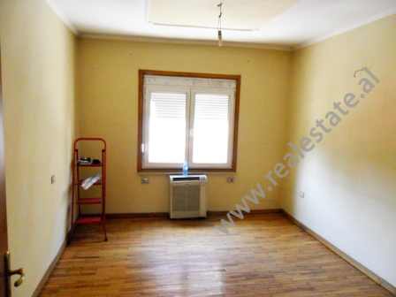 Apartment for office for rent close to Tirana City Center, Albania (TRR-816-10b)