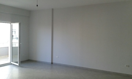 Two bedroom apartment for sale in Linza area in Tirana, Albania (TRS-916-50K)