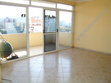  Office for rent in Luigj Gurakuqi Street in Tirana, Albania (TRR-1016-21L)