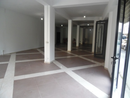 Store space  for rent close to Myslym Shyri street in Tirana, Albania (TRR-1216-31d)