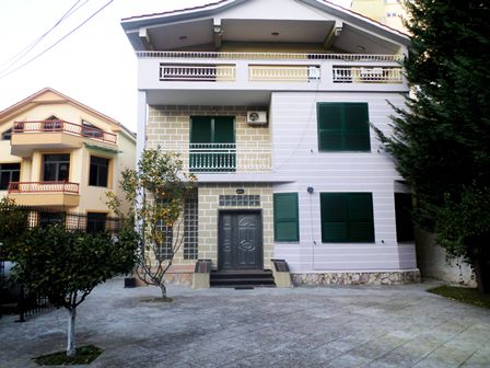 Three storey Villa for rent in Liman Kaba Street in Tirana, Albania (TRR-117-3L)