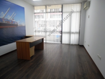 Office spaces for rent in Zogu i I Boulevard in Tirana, Albania (TRR-217-41d)