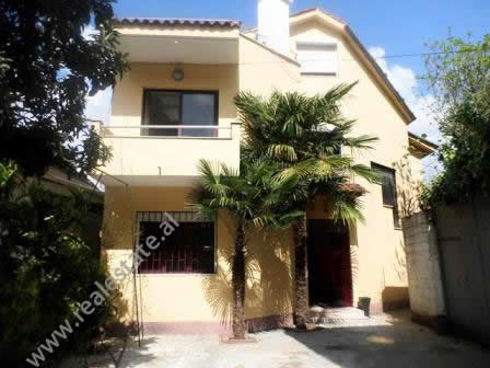 Three Storey villa for rent in Qemal Stafa Street in Tirana, Albania (TRR-313-7L)