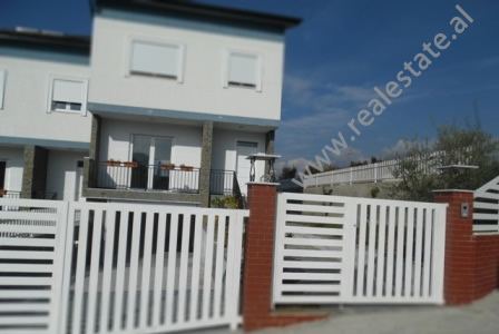 Three storey villa for sale in Lunder in Tirana, (TRS-417-14K)