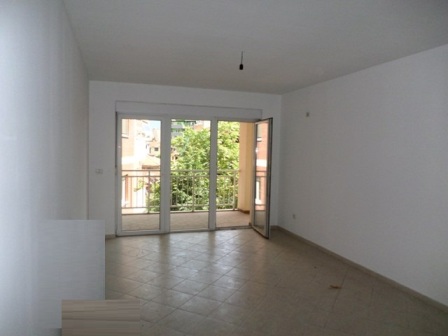 Three bedroom apartment for sale in Elbasani street in Tirana , Albania (TRS-517-41a)