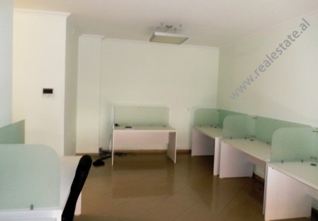 Office for rent in Gjergj Fishta Boulevard in Tirana (TRR-617-8K)