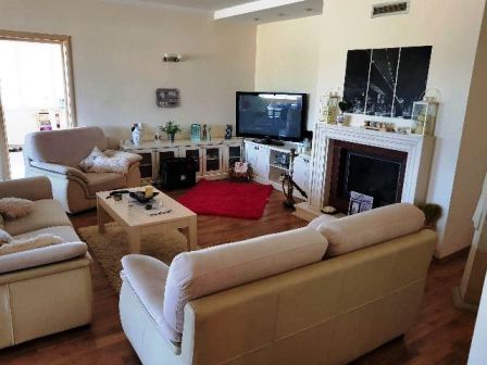 Attic apartment for sale in Liqeni i Thate area in Tirana , Albania (TRS-817-36a)