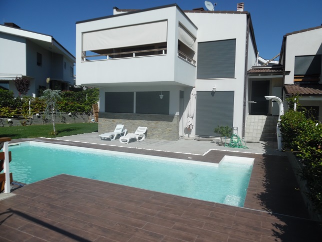 Modern villa for rent at Long Hill Residence in Lunder, Tirana , Albania (TRR-917-26a)