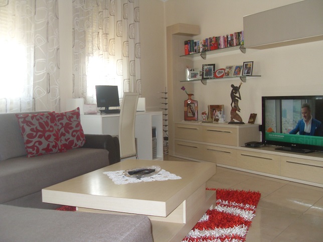 Two bedroom apartment for sale in the center of Elbasan City, Albania (ELS-1117-1a)