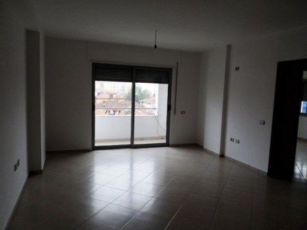 Office space for rent near Mine Peza street in Tirana (TRR-1217-5R)