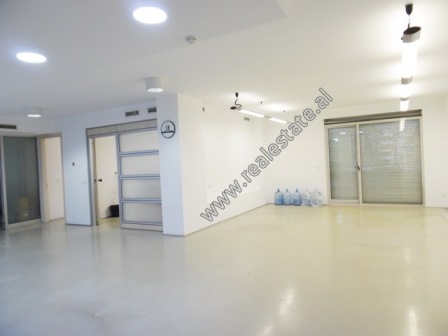  Office for rent in Abdyl Frasheri Street in Tirana, Albania (TRR-318-27L)