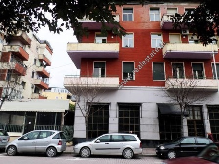 Store for rent in Zogu I Boulevard in Tirana, Albania (TRR-318-64L)