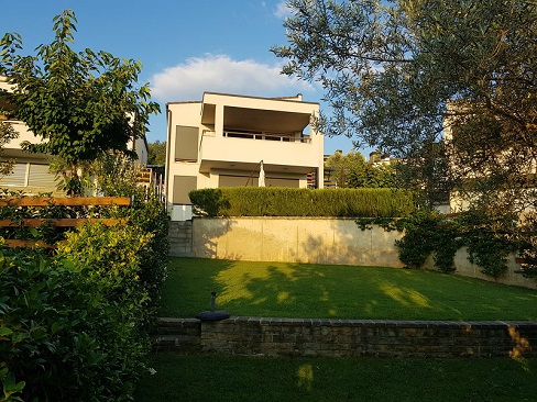 Modern villa for rent in Lunder , Tirana Albania (TRR-718-43a)