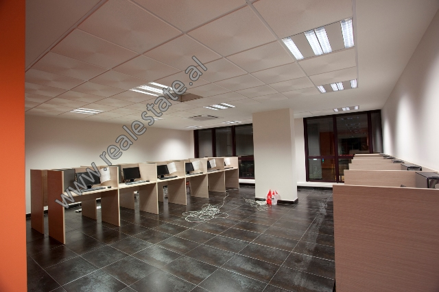 Office space for rent in Barrikadave street in Tirana, Albania