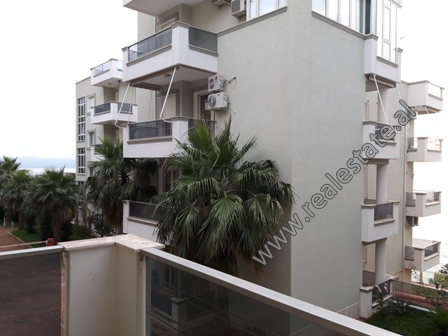 Three bedroom apartment for sale in Uji i Ftohte area in Vlora (VLS-818-1E)
