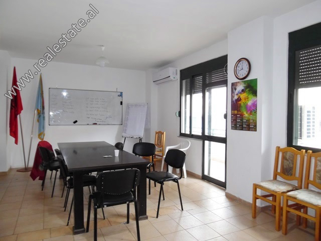 Two bedroom apartment for sale close to Zogu I Boulevard in Tirana, Albania (TRS-519-22L)