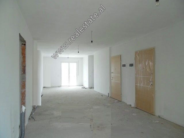 Three bedroom apartment for sale close to Zogu I Boulevard in Tirana (TRS-619-9L)
