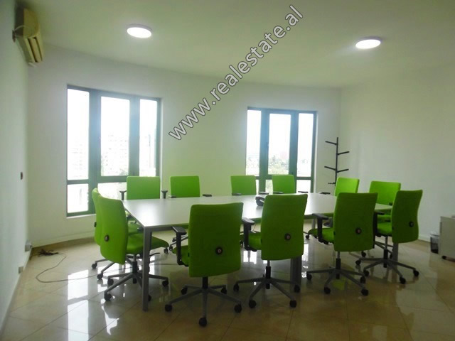 Office for rent in Tirana, near Deshmoret e Kombit Boulevard, Albania (TRR-715-32L)