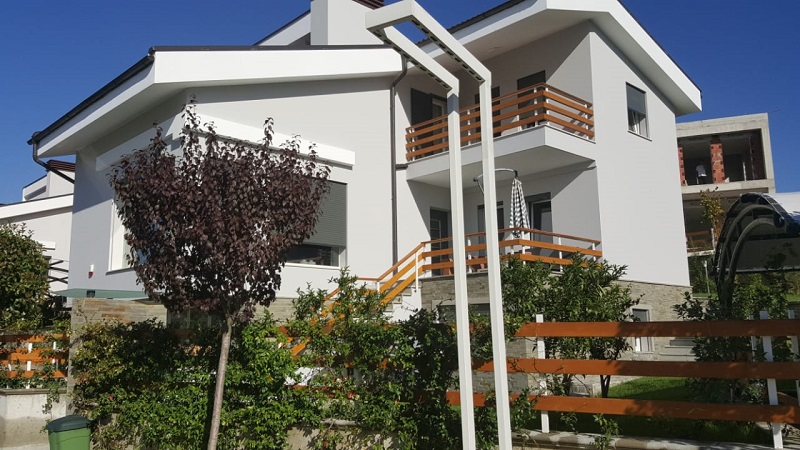 Three storey villa for rent at Long Hill Residence in Lunder, Tirana , Albania  (TRR-819-18a)