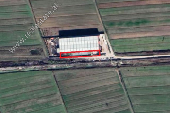 Zyre me qera ne zonen e Maminasit ne Durres.
Zyrat kane nje siperfaqe prej 900 m2 te organizuara ne Zyre me qera ne zonen e Maminasit ne Durres.
Zyrat kane nje siperfaqe prej 900 m2 te organizuara ne