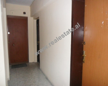 Apartament per zyra ne shitje ne rrugen Andon Zako Cajupi ne Tirane.
Ambjenti pozicionohet ne te gj Apartament per zyra ne shitje ne rrugen Andon Zako Cajupi ne Tirane.
Ambjenti pozicionohet ne te gj