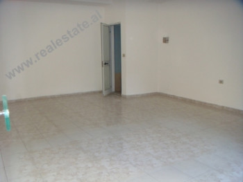 Store space for sale in Tirana. The store is positioned on the 1st floor of a new building, with 45 Store space for sale in Tirana. The store is positioned on the 1st floor of a new building, with 45