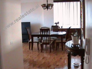 Apartament 2+1 ne shitje prane Eleonores ne Komune te Parisit.
Apartamenti disponon te gjithe dokum Apartament 2+1 ne shitje prane Eleonores ne Komune te Parisit.
Apartamenti disponon te gjithe dokum