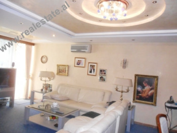 Apartament 2+1 me qera ne rrugen Medar Shtylla ne Tirane.
Avantazh i kesaj prone eshte mobilimi dhe Apartament 2+1 me qera ne rrugen Medar Shtylla ne Tirane.
Avantazh i kesaj prone eshte mobilimi dhe